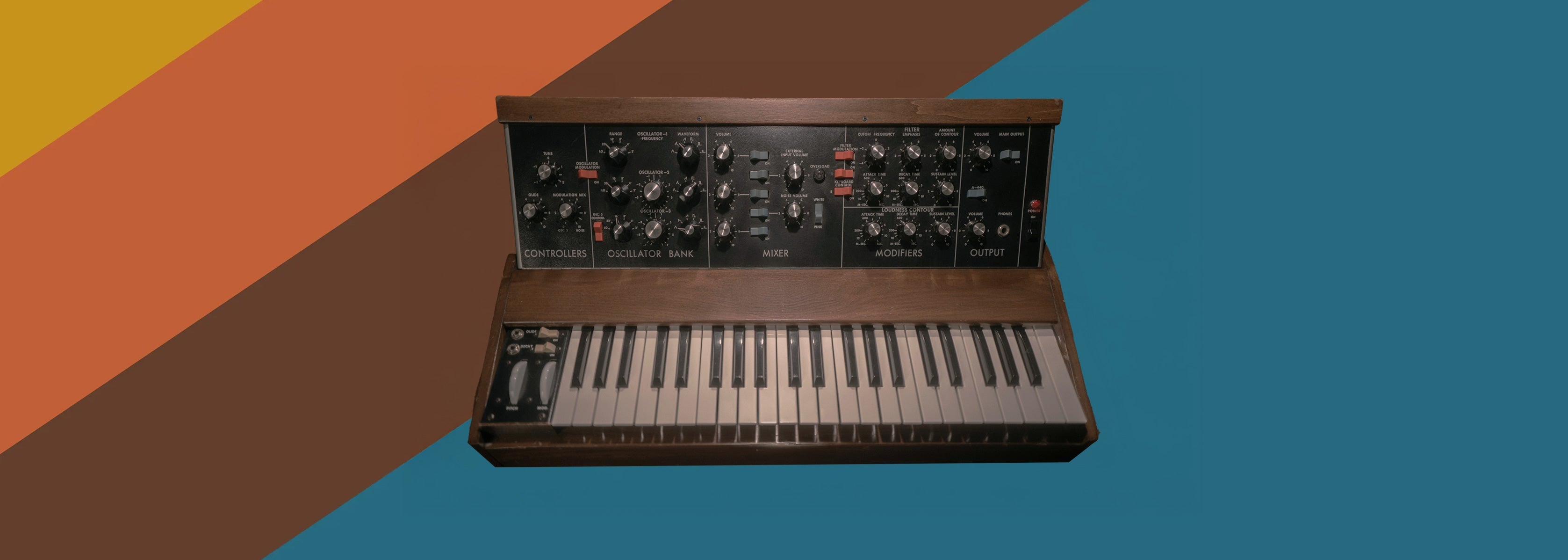 The "Stradivarius of Synthesizers": Meet Moody UDS
